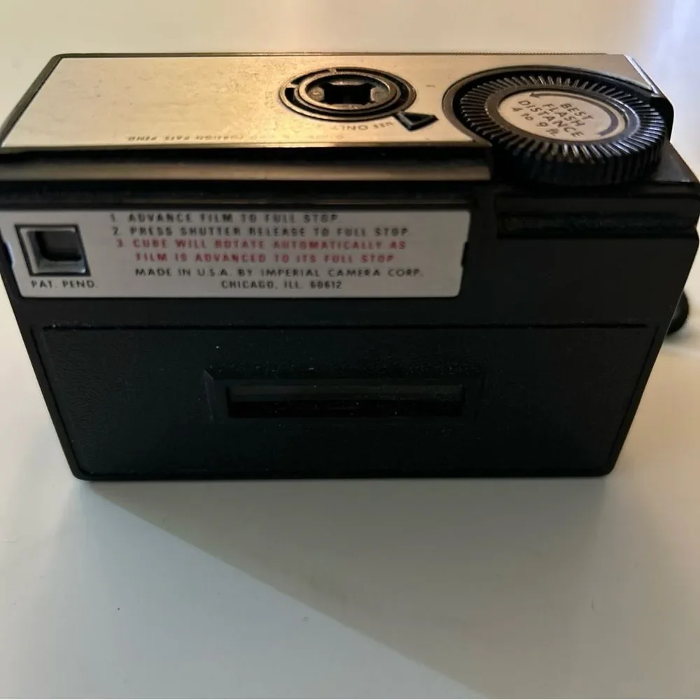 Magicube X-50 Instant Load Camera - Black